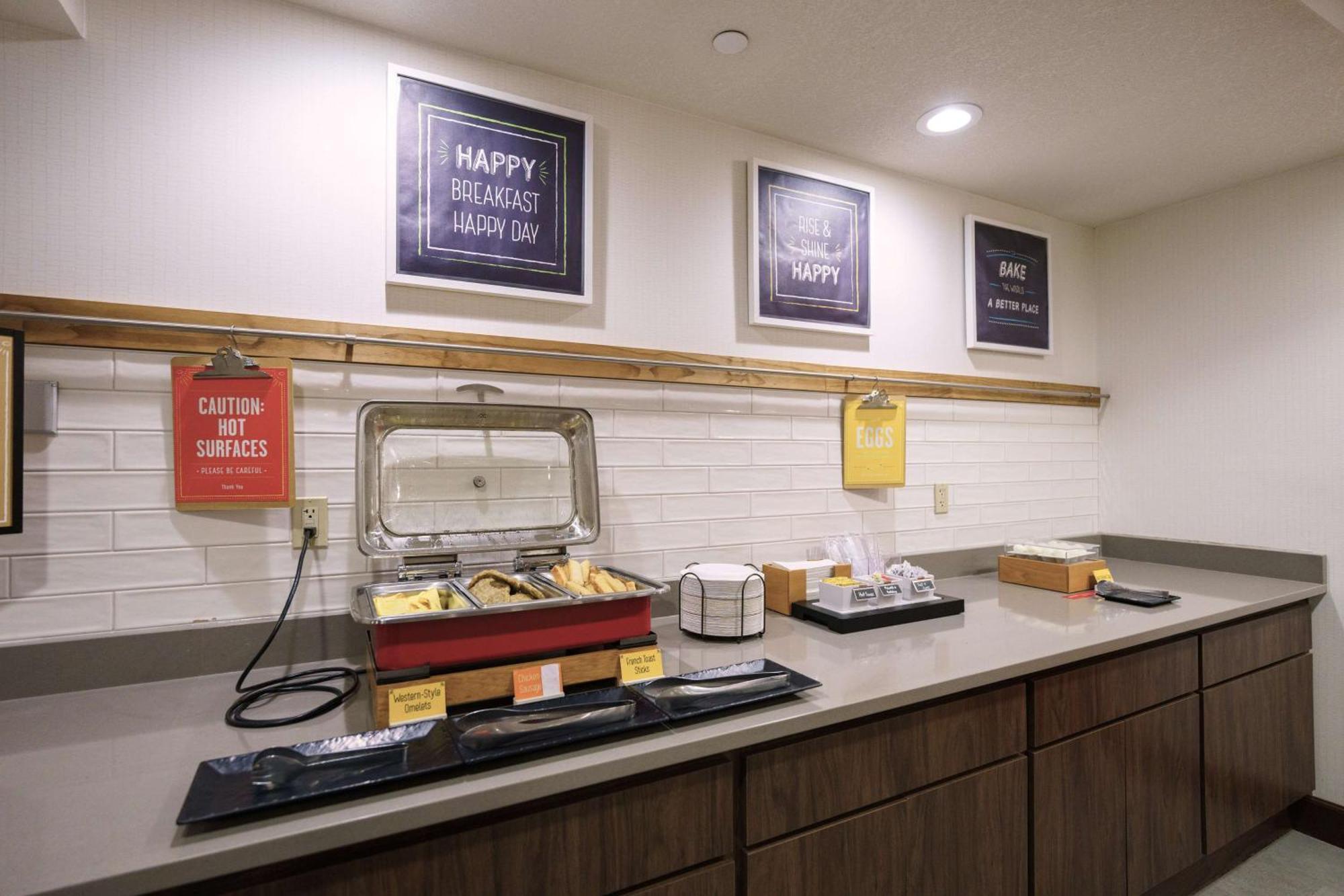 Hampton Inn Hays-North Of I-70 Ngoại thất bức ảnh