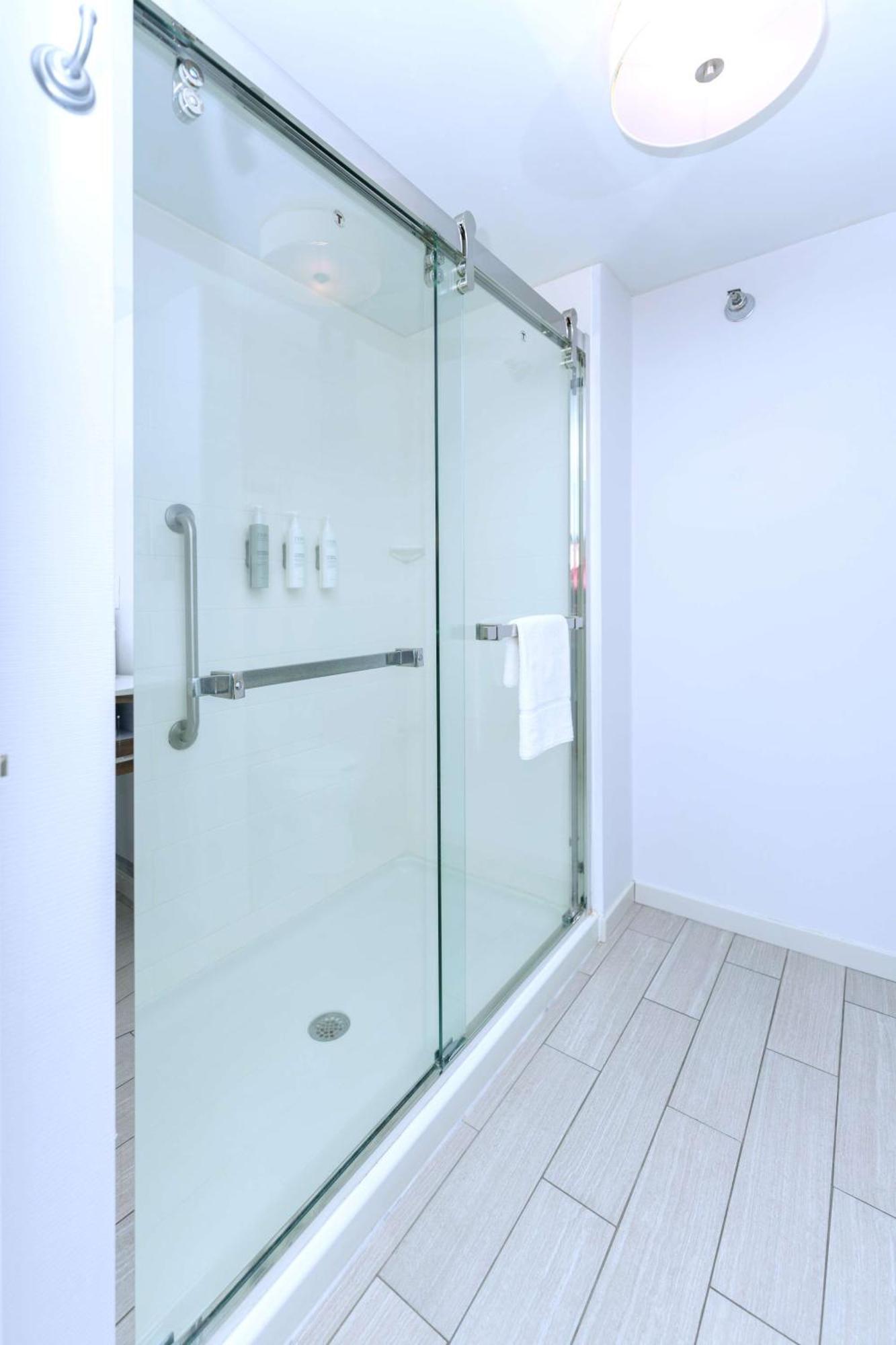 Hampton Inn Hays-North Of I-70 Ngoại thất bức ảnh